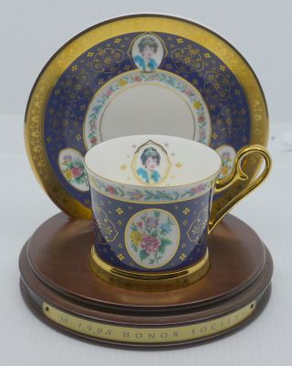 1995 Fine China Tea Cup & Saucer,  Avon Honor Society,  Mrs.  Albee,  Cobalt & Gold