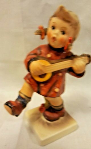 Hum 86 Happiness Tm5 Goebel M.  I.  Hummel Figurine Girl Banjo