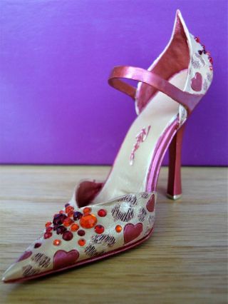 Just The Right Shoe - Up All Night,  limited edition 2006 Valentine ' s Day shoe 2