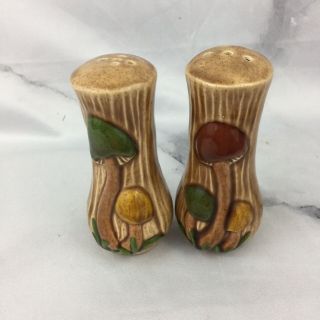 Vintage Arnels ceramic hand painted Merry Mushroom Salt and Pepper Shaker 4 1/2 