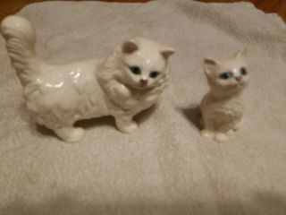 2 Royal Doulton Cats Persian Cats Standing White Cat/kitten