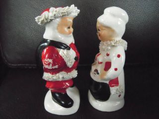 Vintage Santa & Mrs Claus Salt and Pepper Shaker Christmas - Napco Foil Label 2