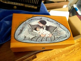 Signed By P Buckley Moss Lane Cedar Chest Wood Box Mother & Baby 1996