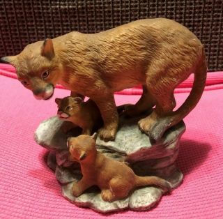 Homco " Mountain Lions " Masterpiece Porcelain Figurine 1994 Endangered Species
