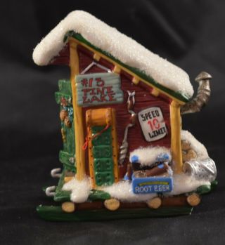 2004 Dept 56 Simple Traditions Pine Isles " Weekend Retreat Ice House " 06148