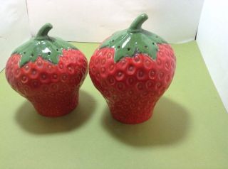 Vintage Strawberry Salt & Pepper Shaker Set,  Ceramic