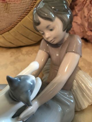 Nao Lladro Girl Sitting With Cat Figurine 4