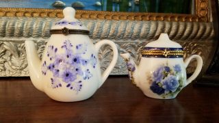 Lovely Vintage Blue And White Hinged Miniature Teapot Trinket Boxes
