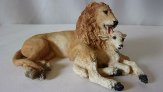 Castnaga Lion And Lamb Figurine Made In Italy