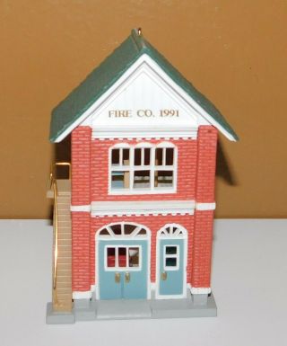 Vintage Hallmark Ornament Nostalgia House & Shops Fire Station 8th Series