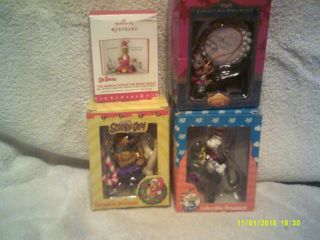 4 Collectible Christmas Ornaments.  Scooby - Doo,  Grinch,  Cat In The Hat,  And Mouse