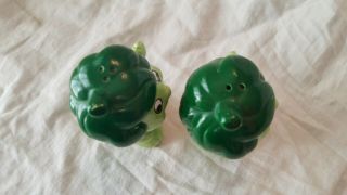 Vintage Ceramic Jolly Green Giant Salt and Pepper Shakers 5