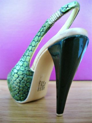 Just The Right Shoe - Hisss Girl,  variation of Glamour Girl (see my other items) 4