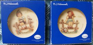 (2) Hummel Goebel Mini Porcelain Plates 1293 & 1294 C/w Cert And Box
