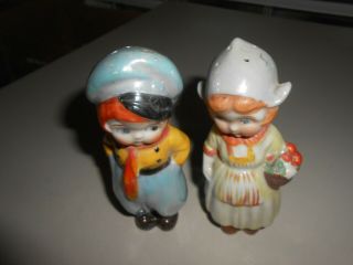 Vintage Dutch Holland Boy & Girl Salt & Pepper Shakers Made In Japan