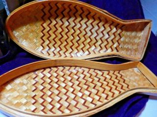 Small Rattan Basket with lid in shape of a Fish 8 1/2 x 3 1/4 