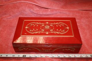 Vintage Princess Marcella Borghese Wood Trinket Music Box
