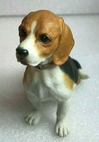 Vintage Boehm Sitting Beagle Dog Figurine Usa 40143