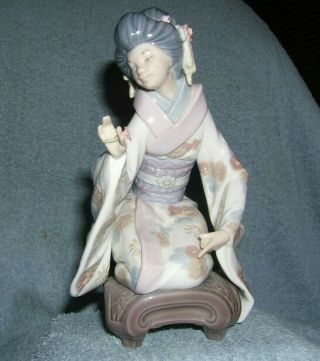 Lladro Japanese Geisha Girl DAISA 1984 Figurine 7 