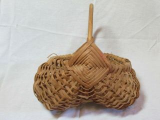 Vintage Woven Butt Basket Egg Gathering 9.  5 " X 8 " X 9.  75 " Tall