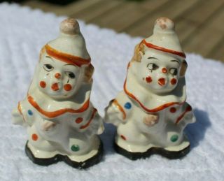 Vintage Small Orange And White Circus Clowns Salt And Pepper Shakers - Japan