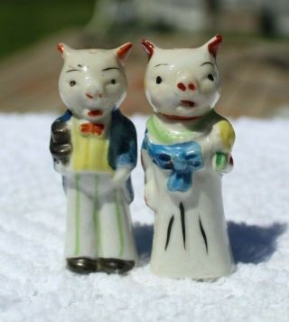 Vintage Anthropomorphic Pig Bride And Groom Salt And Pepper Shakers - Japan