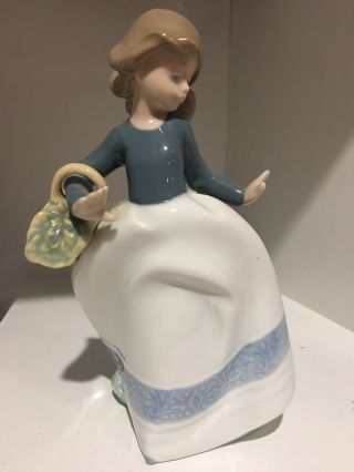Nao By Lladro Figurine Girl With Flower Basket