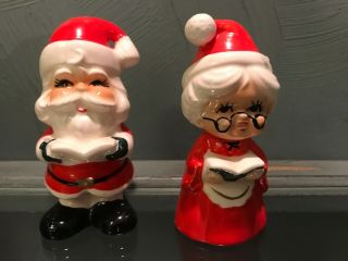 Adorable Christmas Kitsch Lefton Santa And Mrs Claus Salt And Pepper Shakers
