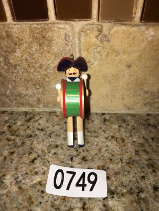 1983 Hallmark Ornament Clothespin Soldier Colonial Drummer 2nd In Series 0749
