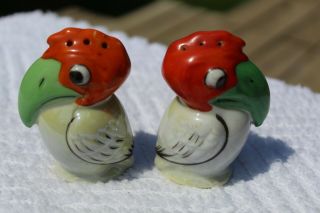 Vintage Lusterware Toucan Birds Salt and Pepper Shakers - Japan 2