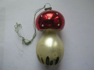 Glass Christmas Tree Decoration Mushroom Or Toadstool C1950s Approx 7 Cms Tall