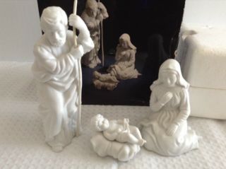 Avon Nativity 1981 The Holy Family Mary,  Joseph & Jesus Porcelain Figurines