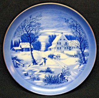 Currier & Ives " The Homestead In Winter " Decorative Plate 8 " Blue And White.