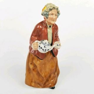Vtg 60s Royal Doulton Lady Figurine Teatime Hn2255 England 1966 Retired