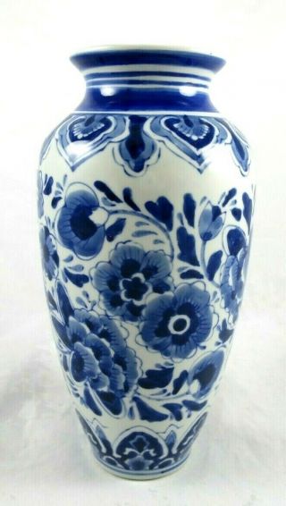 Blue White Floral Porcelain Vase Hand Painted 8.  25 " Chinoiserie