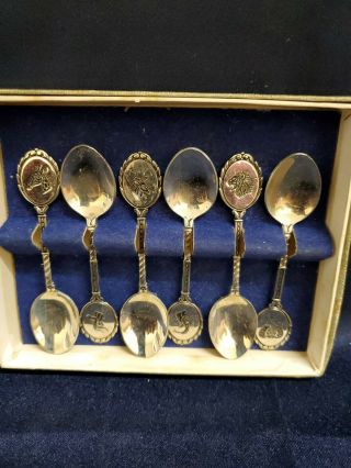 Complete Set of 6 Spoons 