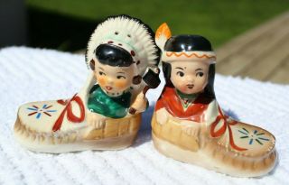 Vintage Indians Children In Moccasins Salt And Pepper Shakers - Japan