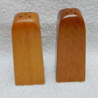 WOODEN HAND PAINTED SALT & PEPPER SHAKERS FROM PANAMA 2