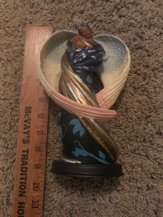 11299 " Heavenly Gift " Home Interiors 2001 African American Angel With Child 9 "