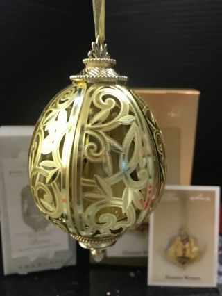 Hallmark Keepsake Ornament 22K Golden Bows & Hidden Wishes 5