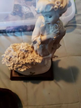 1988 Florence Giuseppe Armani Porcelain Figurine,  Lady With A Wheelbarrow. 3