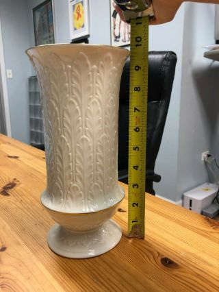 Lenox Ivory Vase Gold Trim Autumn Leaf Pattern With No Damage,  No Cracks 3