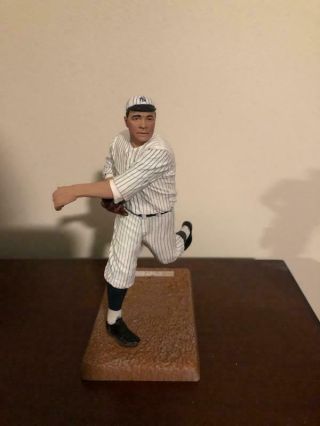 Babe Ruth Ny Yankees Baseball Figurine