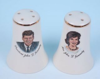 Vintage President Kennedy Portrait Salt & Pepper Shakers Pot Jackie JFK John 2