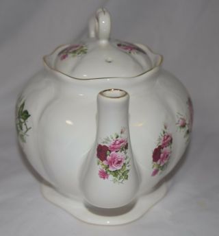 EUC Fine Porcelain Tea Pot Roses Made In England 30 - 32 Oz 5