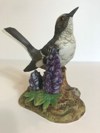 Vintage " Mocking Bird With Bluebonnet " Andrea By Sadek Figurine W/sticker C1988