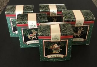 Hallmark Keepsake Ornaments 1992 Santa and His Reindeer 5 Piece Set Boxes Incl. 4