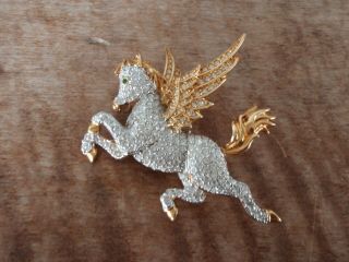 Gorgeous Signed Swarovski Crystal Pegasus Winged Horse Brooch