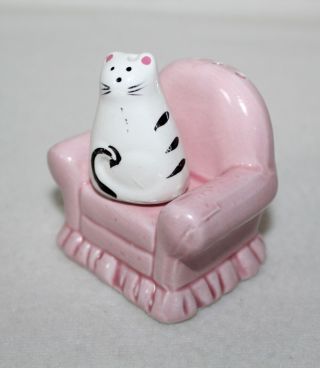 Whimsical “WHITE CAT SITTING ON PINK CHAIR” Salt & Pepper Shakers 2