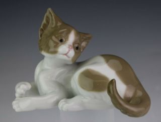 Retired Signed Lladro Spain Suprised Cat 5114 Painted Porcelain Figurine Rfd